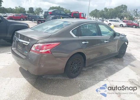 2013 Nissan Altima 2.5 S z USA, uszkodzony, nr VIN 1N4AL3AP7DN527296